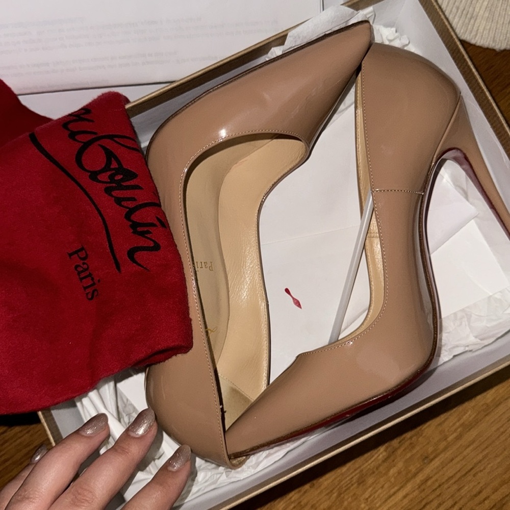 Christian Louboutin so Kate❤️🔥 - Picture 5 of 5